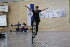 lOoKFJujT7mYLeK89AXxwQ