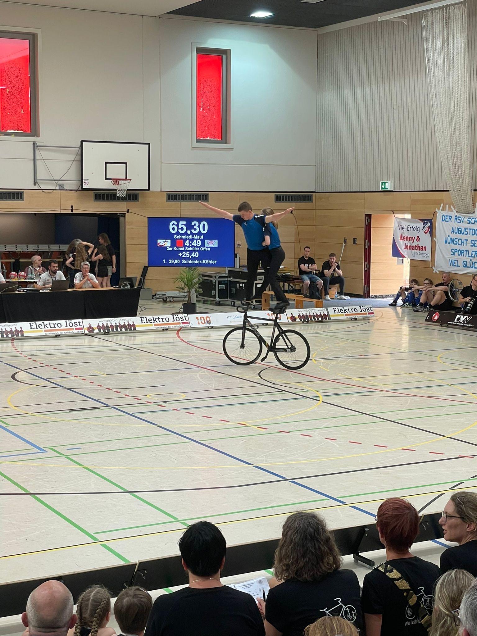 1d6e15e0-38b4-4dd9-bdad-e06c976cc65a