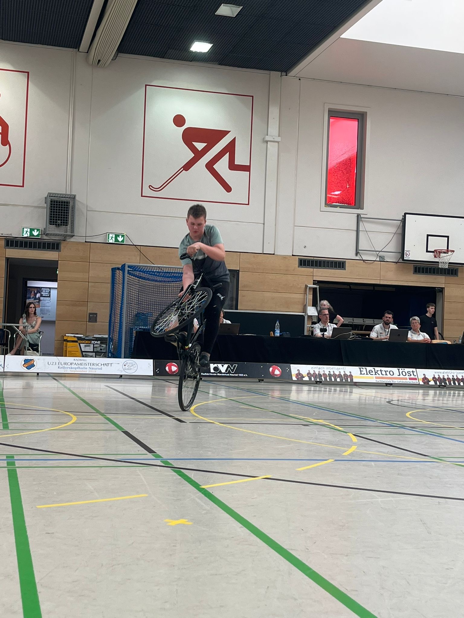 5cf36d53-7df9-42ba-9908-9626d24544d4