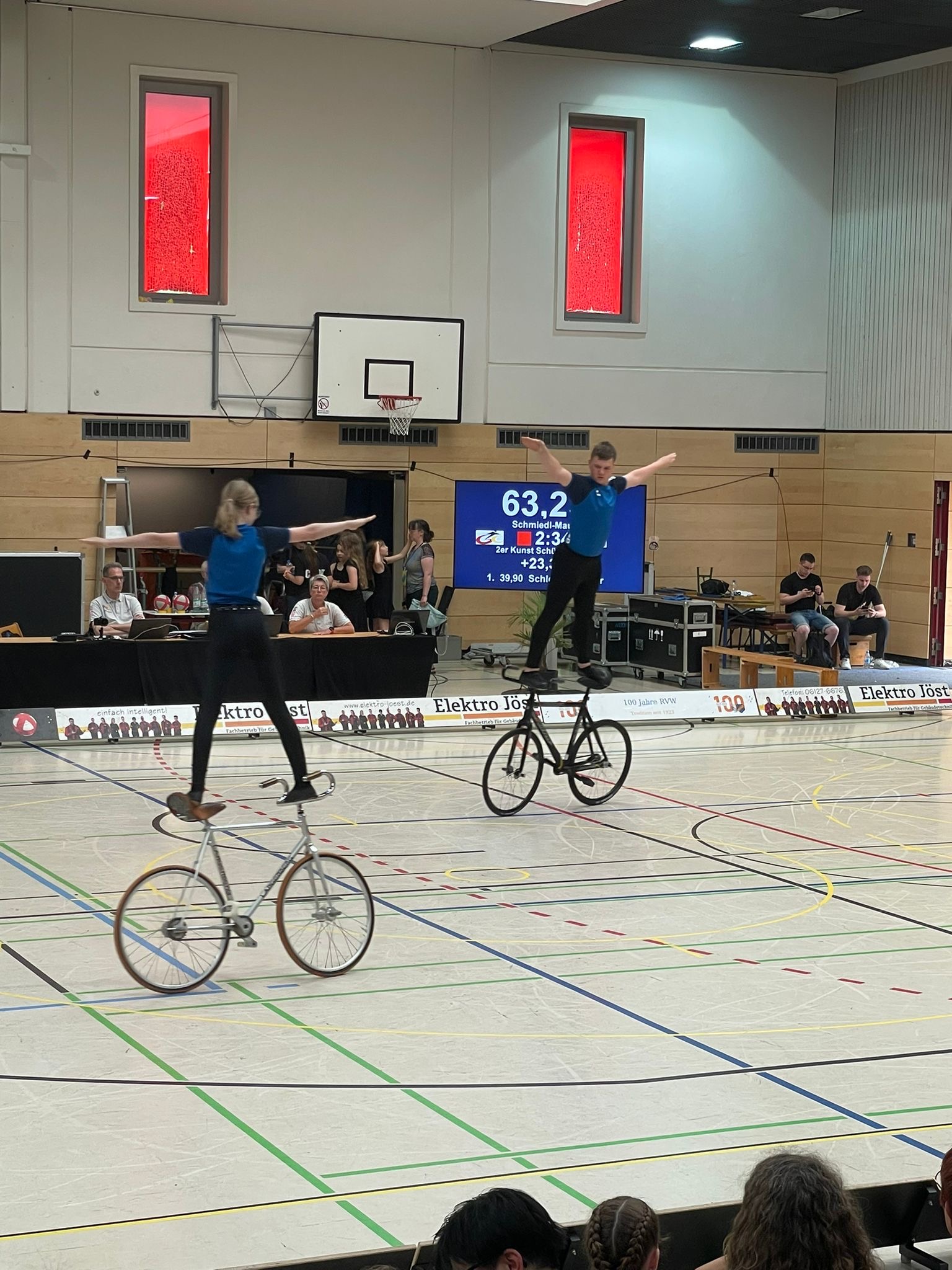 b0cf84b0-2dd7-4262-be41-7ec2468ee2ec